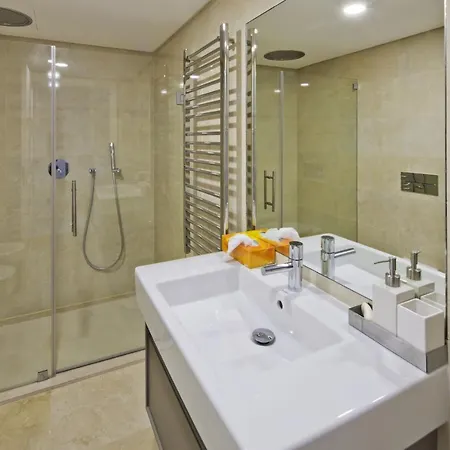 Quinta Do Lago Bellevue With Pool By Homing *