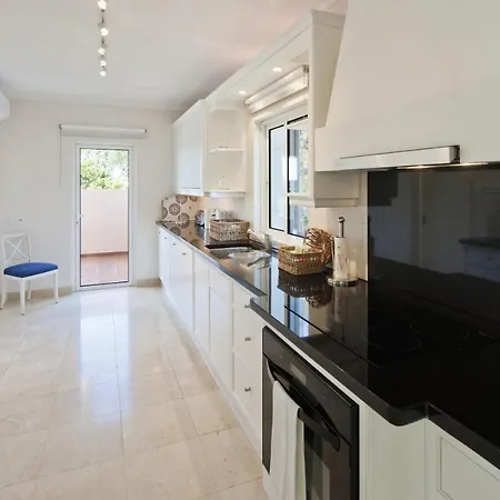 Quinta Do Lago Bellevue With Pool By Homing Villa *